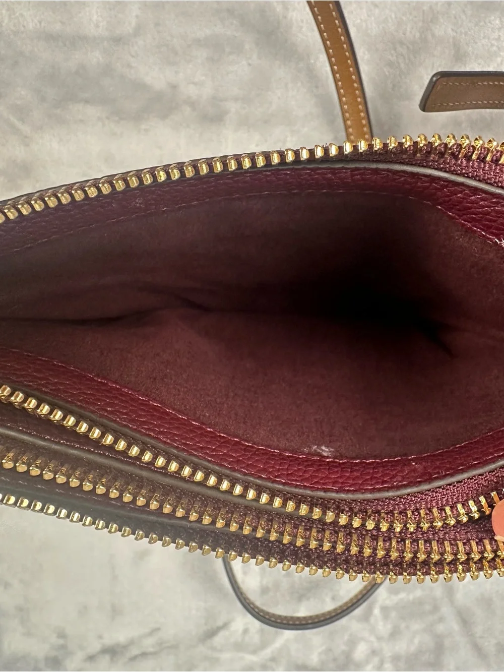 Tory Burch tory burch
